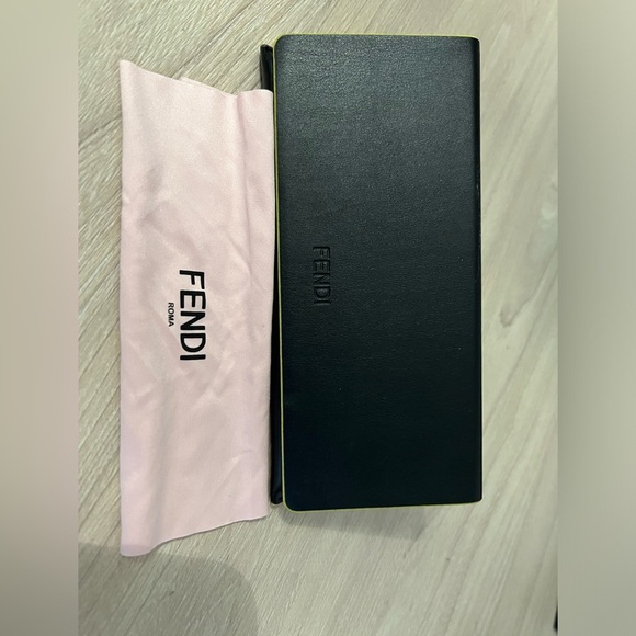 Fendi Sunglasses - like new worn only 2 times - Picture 2 of 7